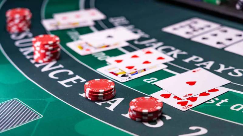 Thủ thuật chơi blackjack đầu tiên bạn cần thực hiện là nắm chắc luật chơi